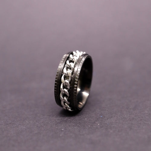 Anxiety Ring (ketting) Zwart-Zilver Sfeerbeeld